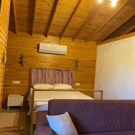 Em-ba Butik Couette-café