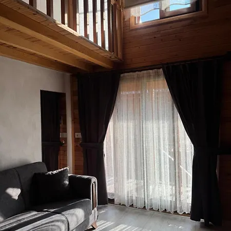 Em-ba Butik Bed & Breakfast 3*
